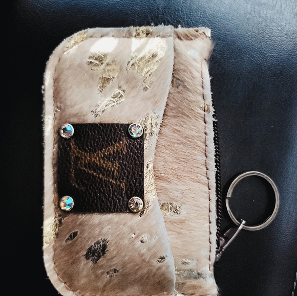 Keep it Gypsy keychain wallet - Picture 12 of 12